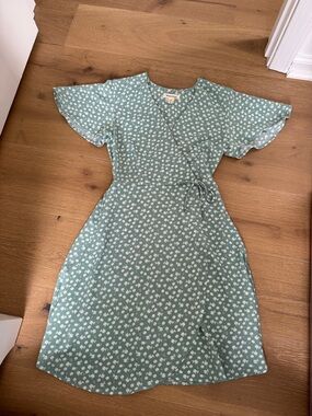 Monteau Mint Green floral Wrap Midi Dress